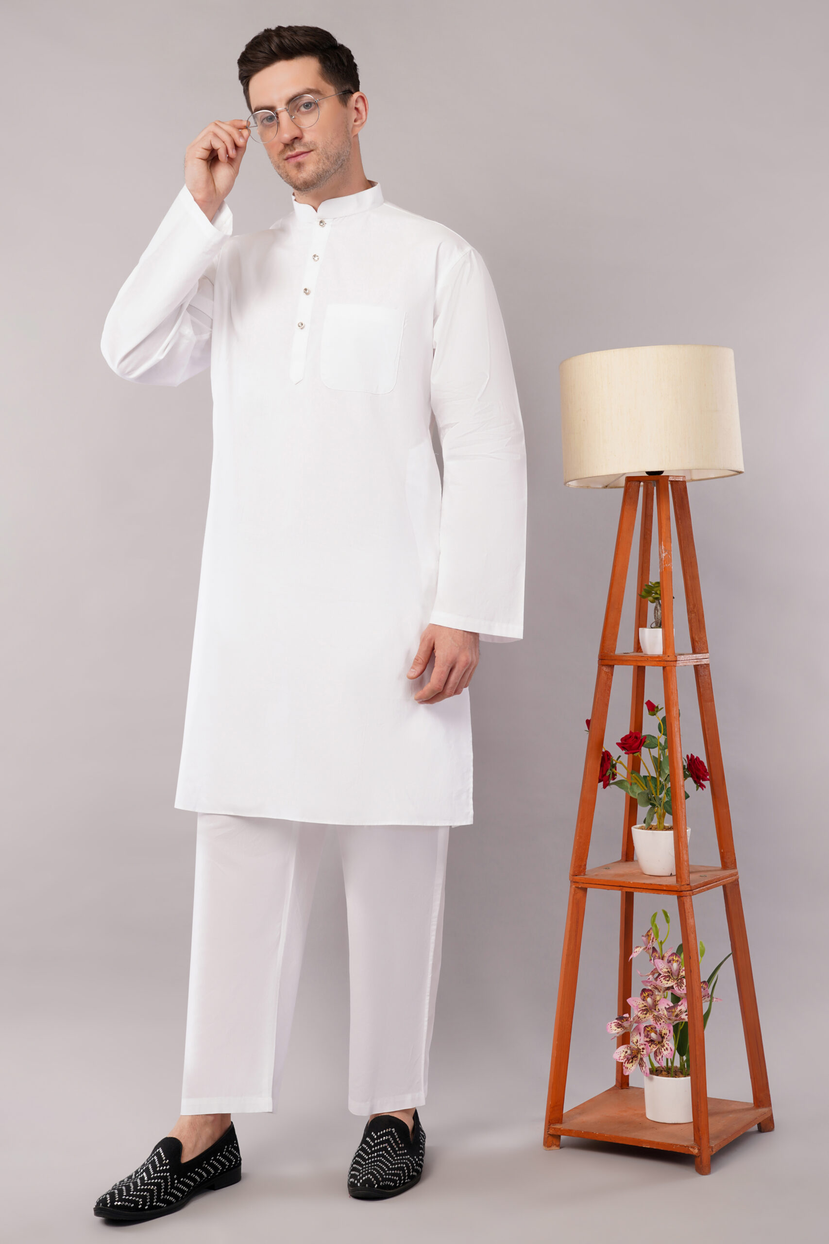 white kurta pyjama